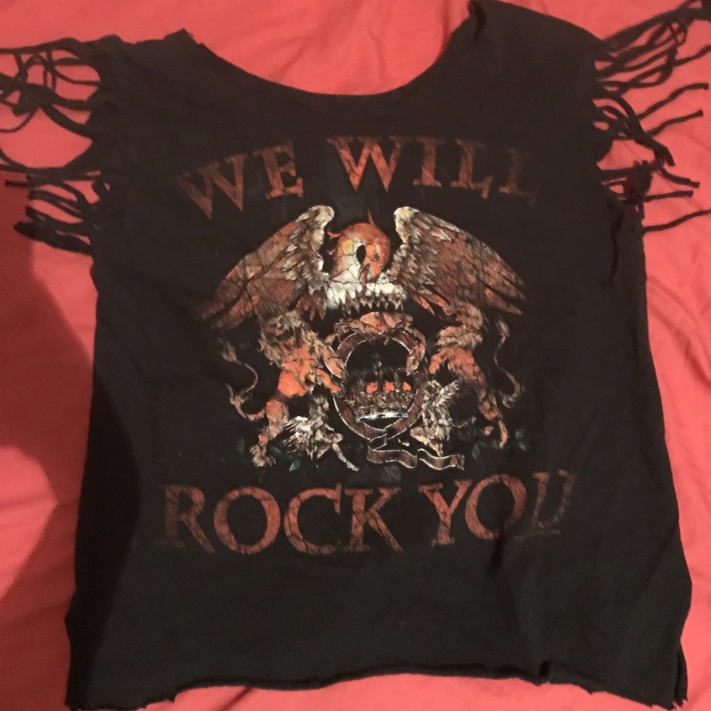 Vintage queen shirt